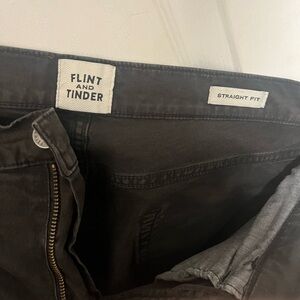 Flint and tinder  365 pant in charcoal. 30x32
